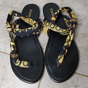 Shoe Dazzle Lillianne Flat Cloth Sandals